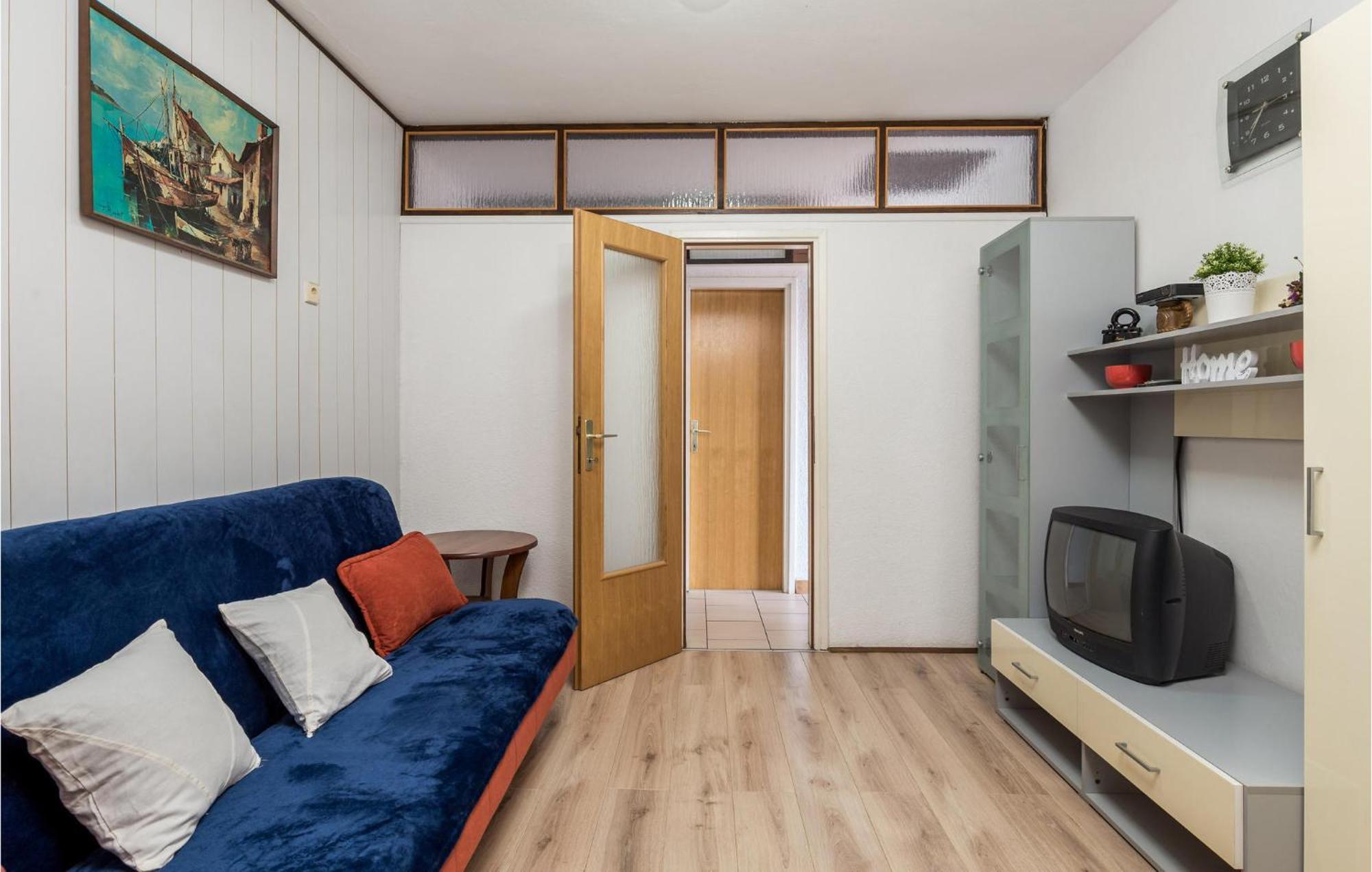 Amazing Apartment In Senj With House Sea View Exterior foto