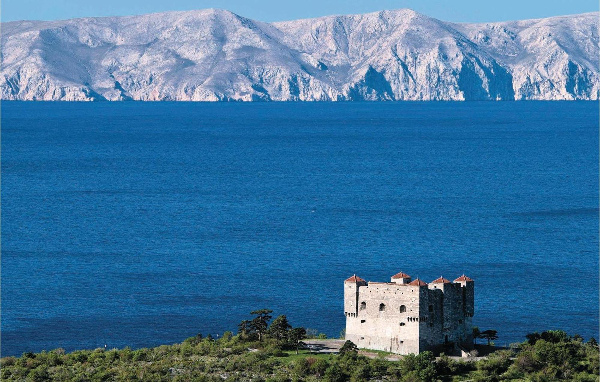 Amazing Apartment In Senj With House Sea View Exterior foto