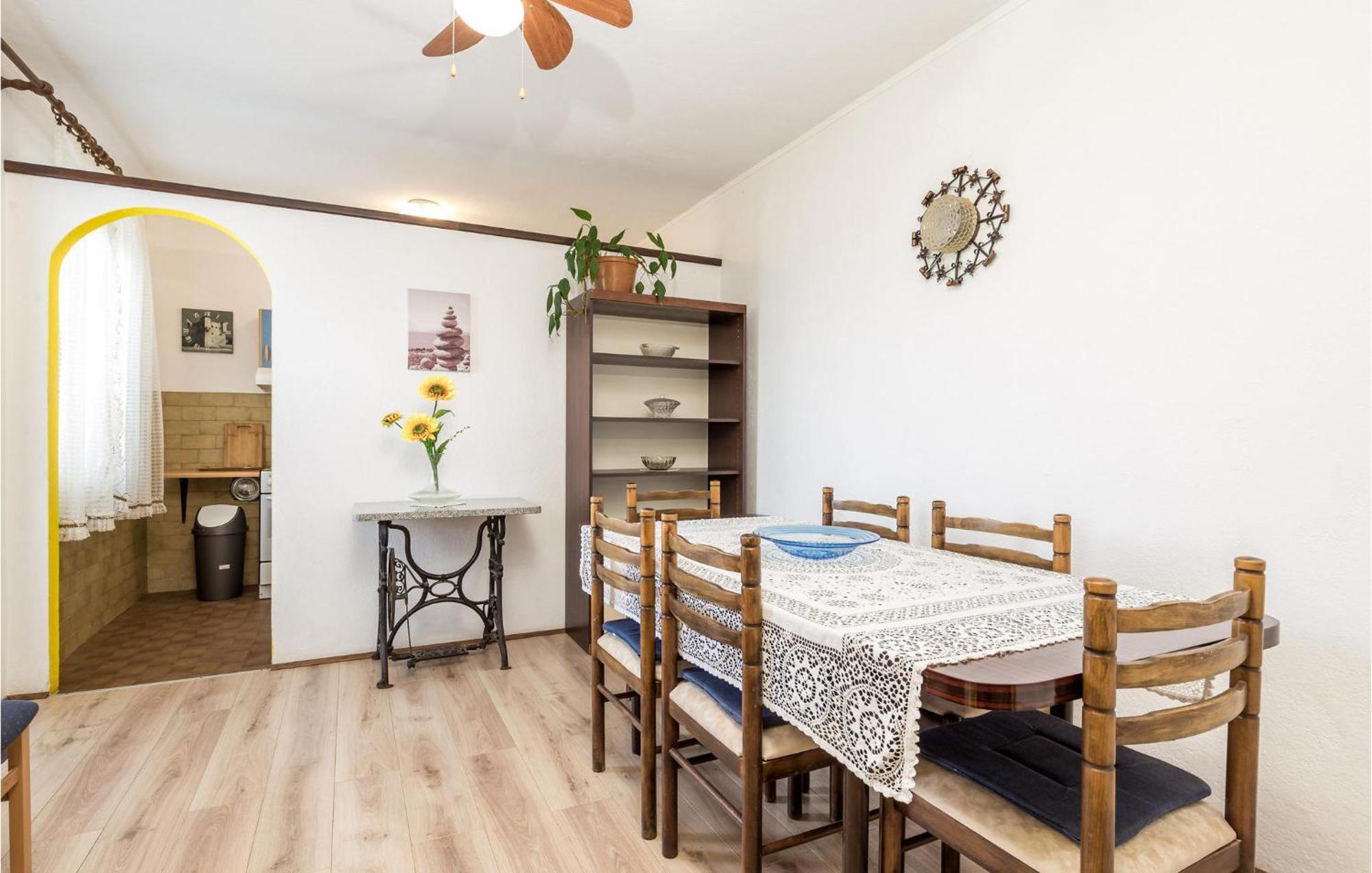 Amazing Apartment In Senj With House Sea View Exterior foto