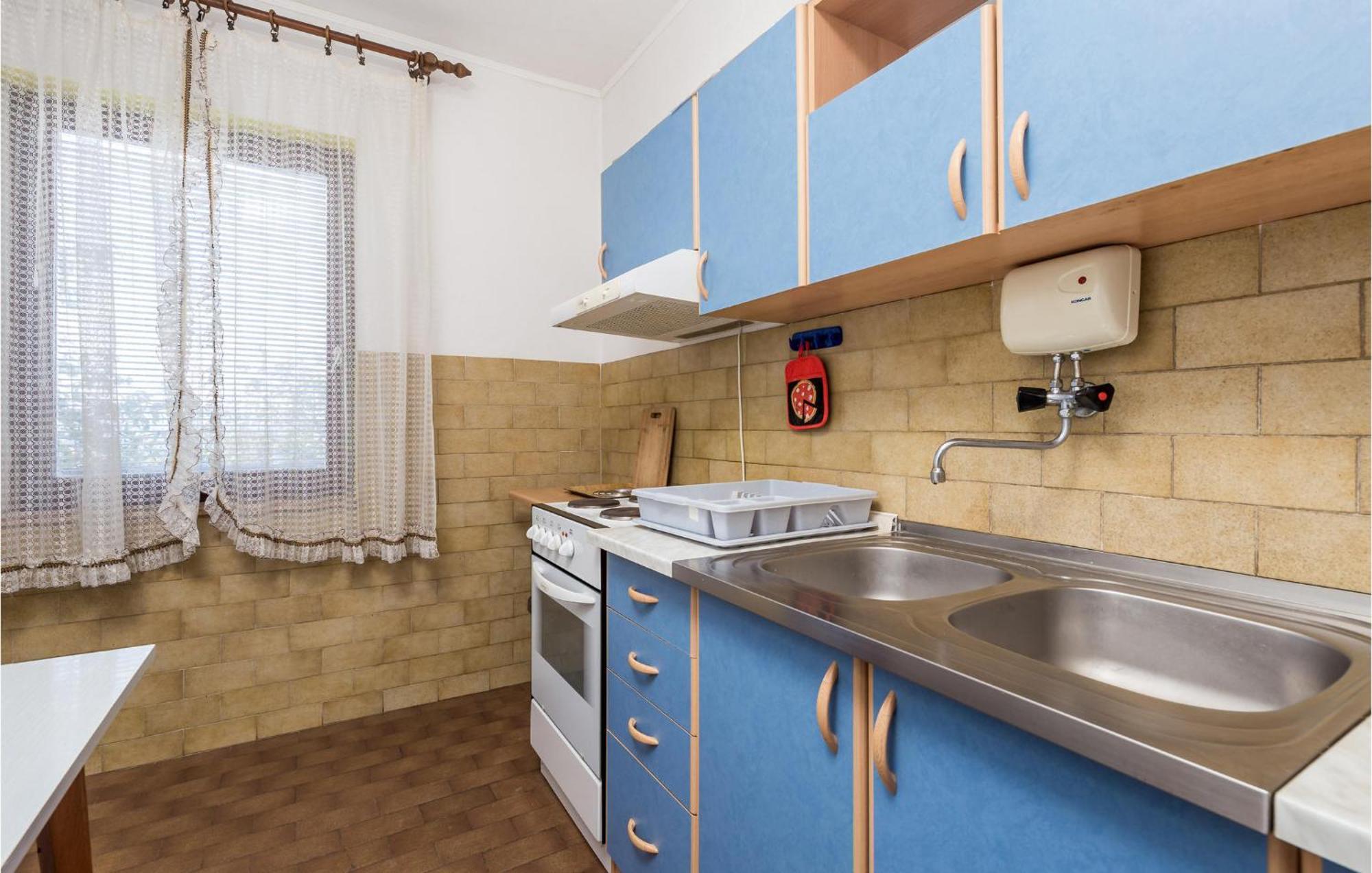 Amazing Apartment In Senj With House Sea View Exterior foto
